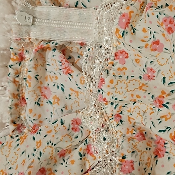 Shein Dress - Picture 16 of 16